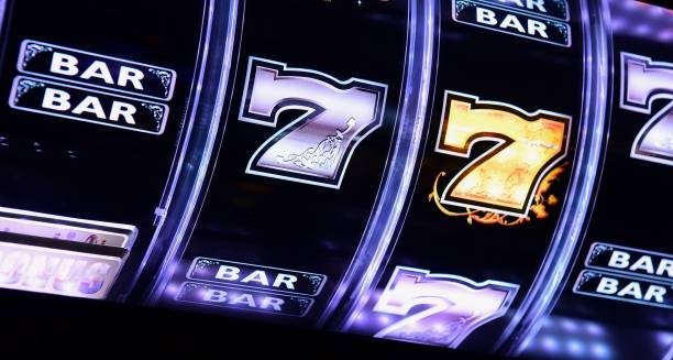 naga 62 VIP Roulette betting layout with payout odds displayed